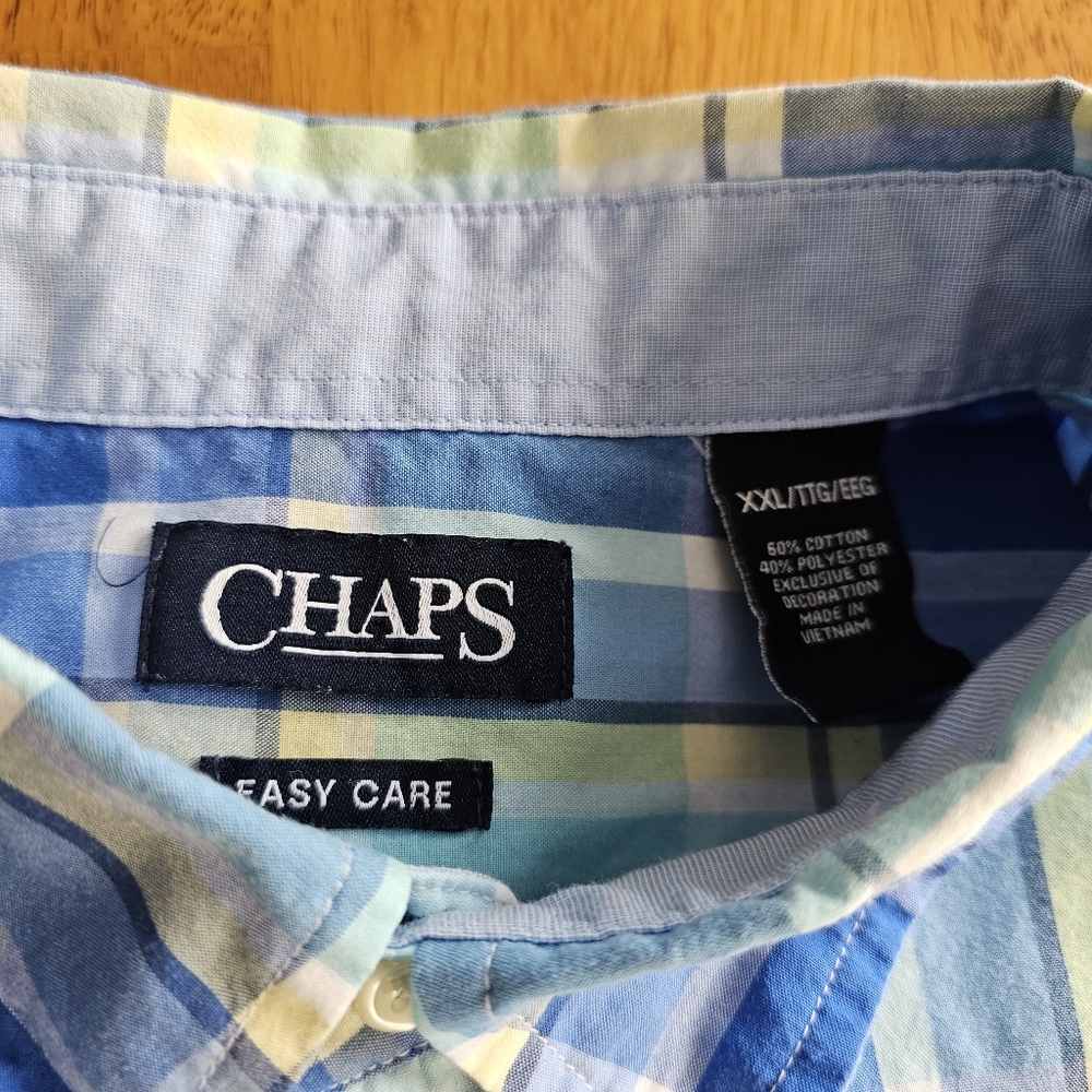 Short sleeve button down shirt